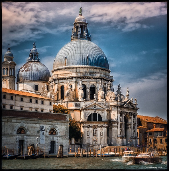 At last, no scaffolding-PhilipR.jpg