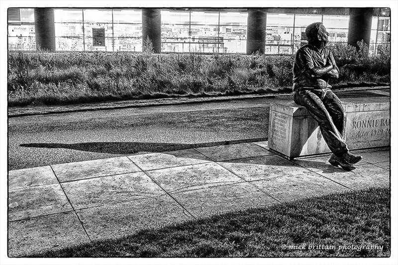 Mick 1 Ronnie Barker Mono HDR.jpg