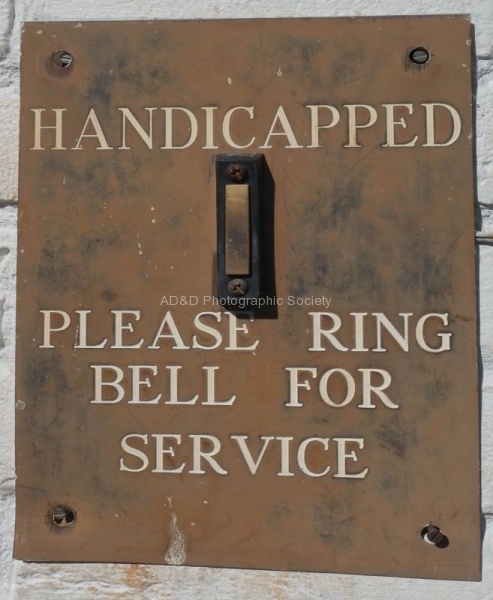 Miggy Wild - no 3 strange signs