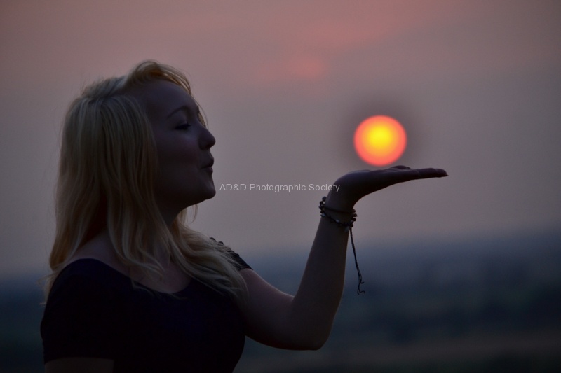pollie and the sun a.jpg